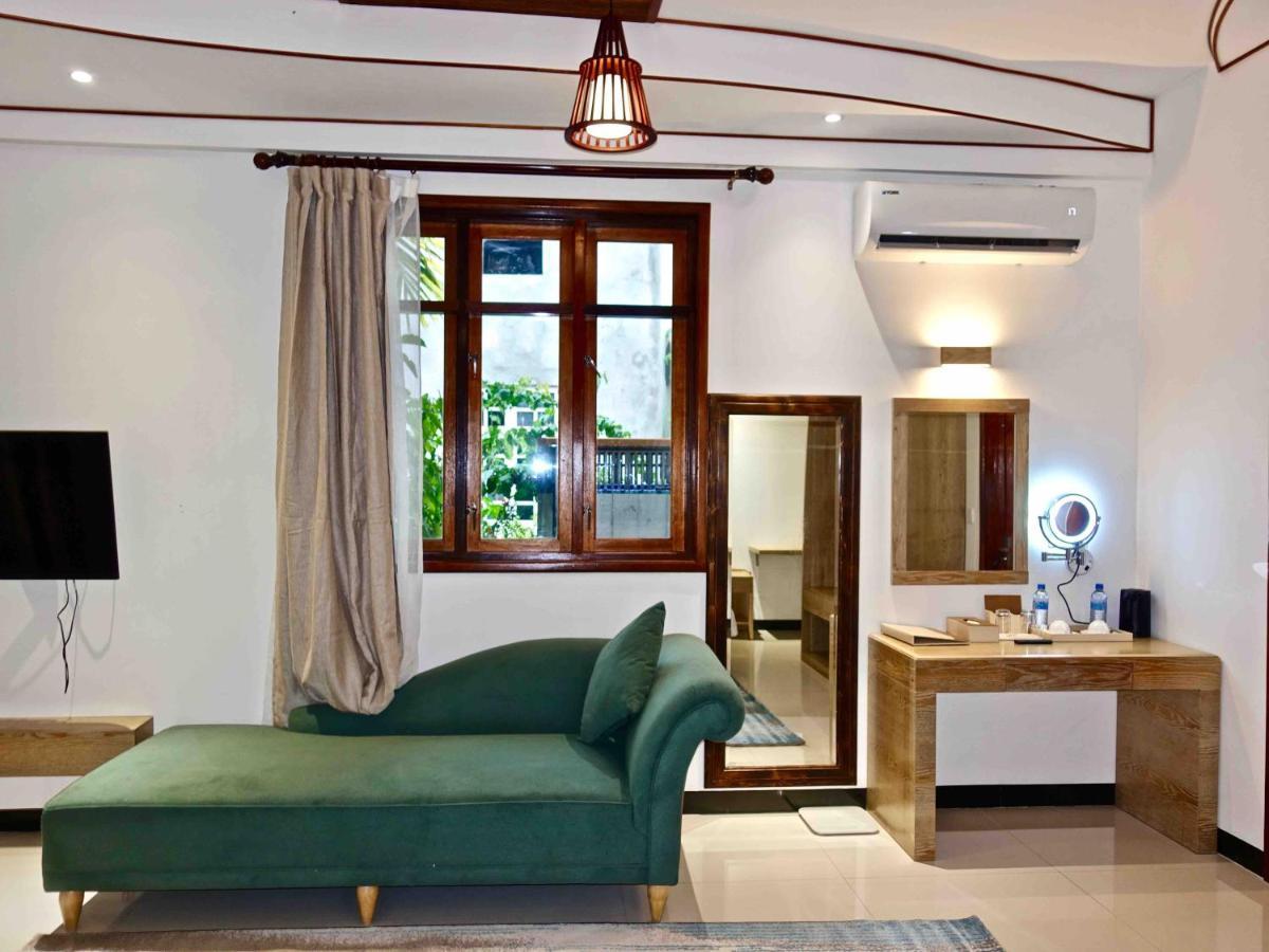 Zero Degree Residence Fuvahmulah Extérieur photo