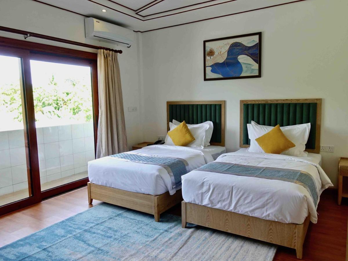 Zero Degree Residence Fuvahmulah Extérieur photo